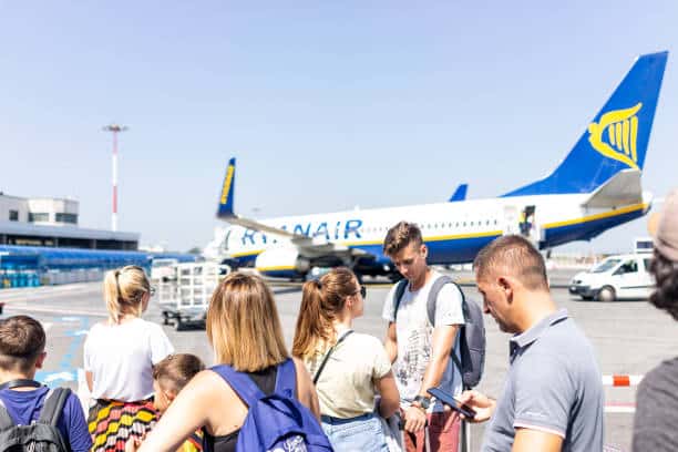 airline group discounts